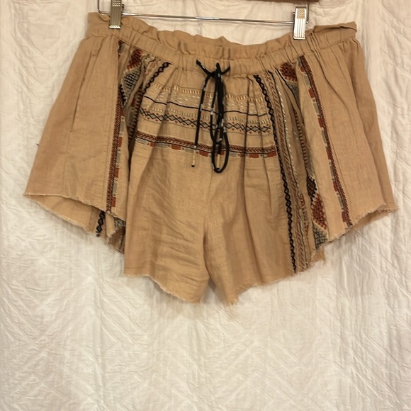 NWOT Free People Undertow Embroidered Shorts - Picture 4 of 9